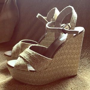 Jessica Simpson straw sandals
